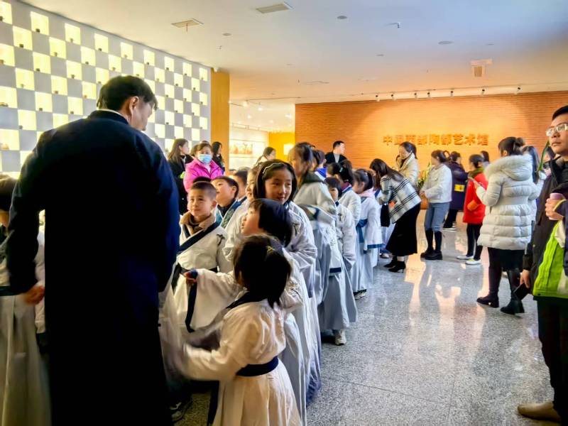 文化赋能：桑植县魔创文旅挖掘城市文化资源的实践探索